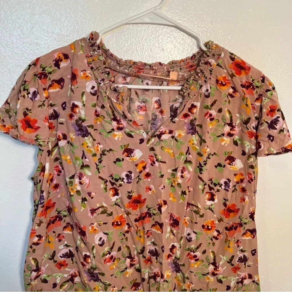 Evri Split Neck Blouse Beige Floral Tan Size 0X - Image 2