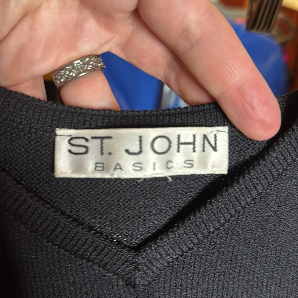 ST JOHN BASICS KNIT WOMENS TOP CAMI BLACK SANTANA KNIT SIZE MEDIUM - Image 5