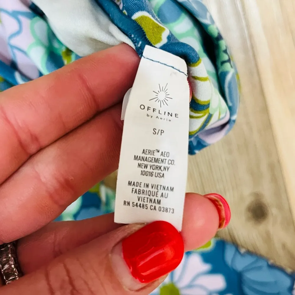 Offline AERIE Real Me 7/8 Crossover Leggings flower print boho size small - Image 6