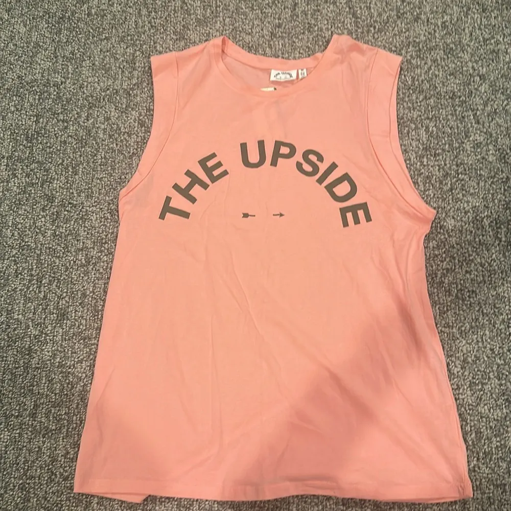 NWT Evereve The Upside Muscle Tank Sz M - Image 2