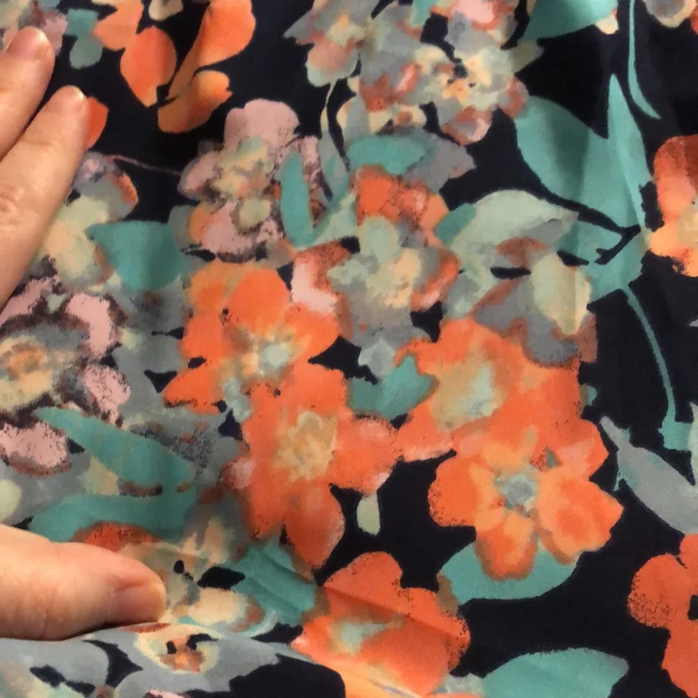 🔹 4 for $30 LC Lauren Conrad Navy Floral Skirt - Image 2