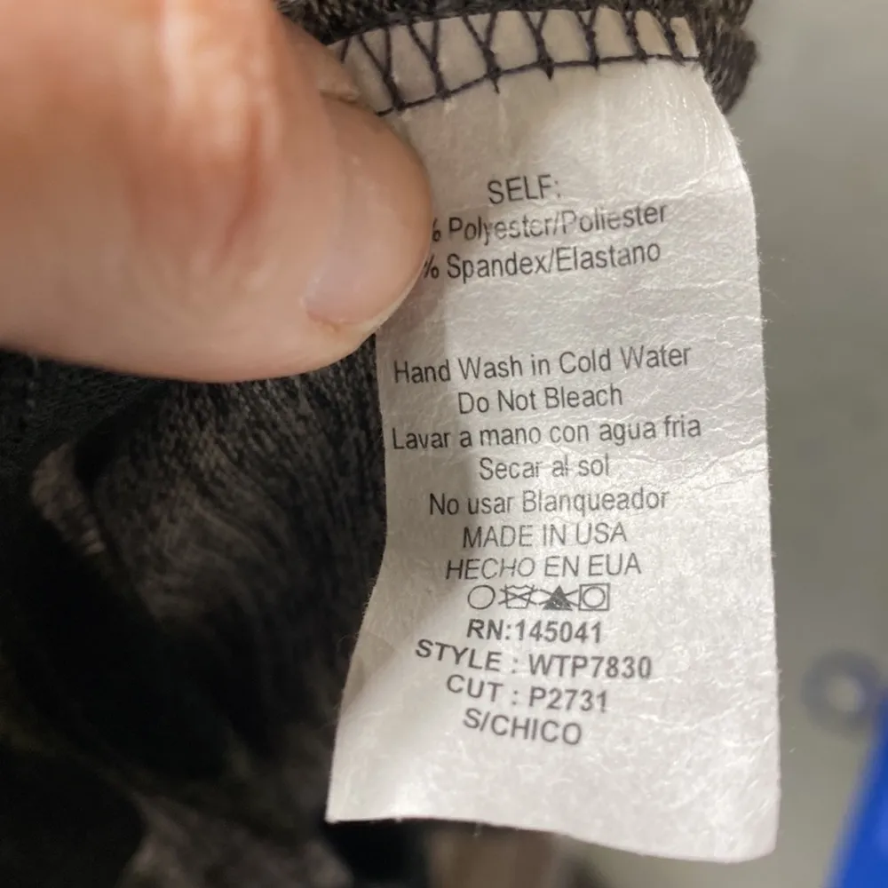 Win win camo hoodie top​​​​ - Image 7