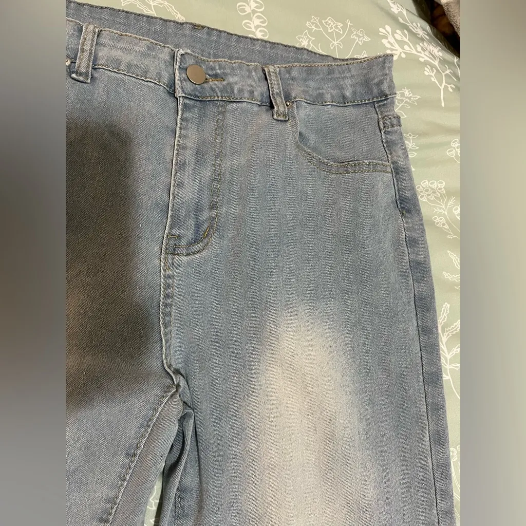 High Rise Wide/Straight Leg Jeans Medium Light Blue Wash Size M - Image 4