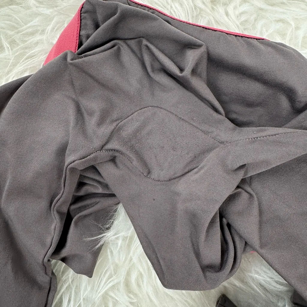 Gymshark Black Leggings capri with Pink Waistband Size Large - Image 6