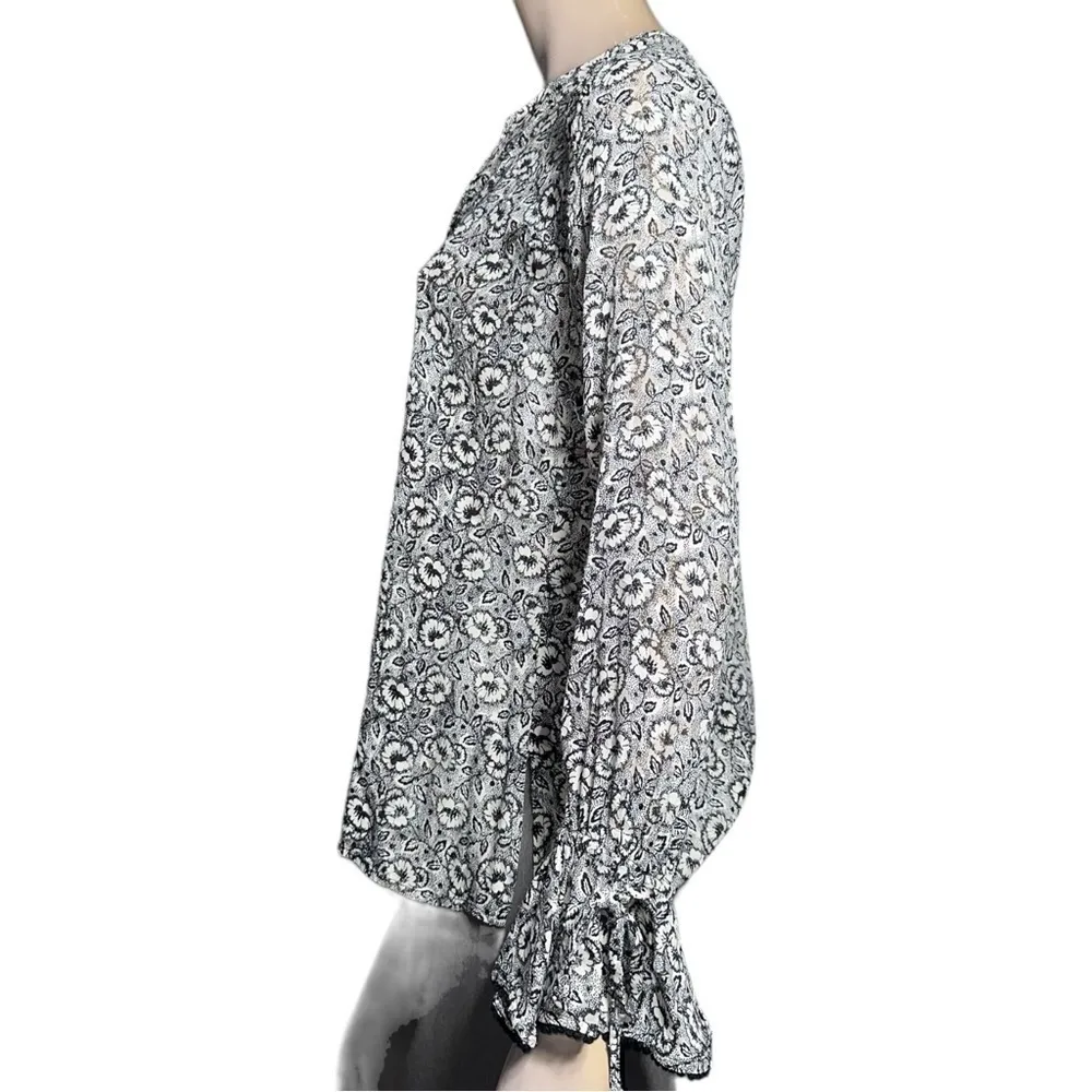 Derek Lam 10 Crosby Women’s Size 6 Black White Floral Bell Sleeve Blouse Top - Image 9