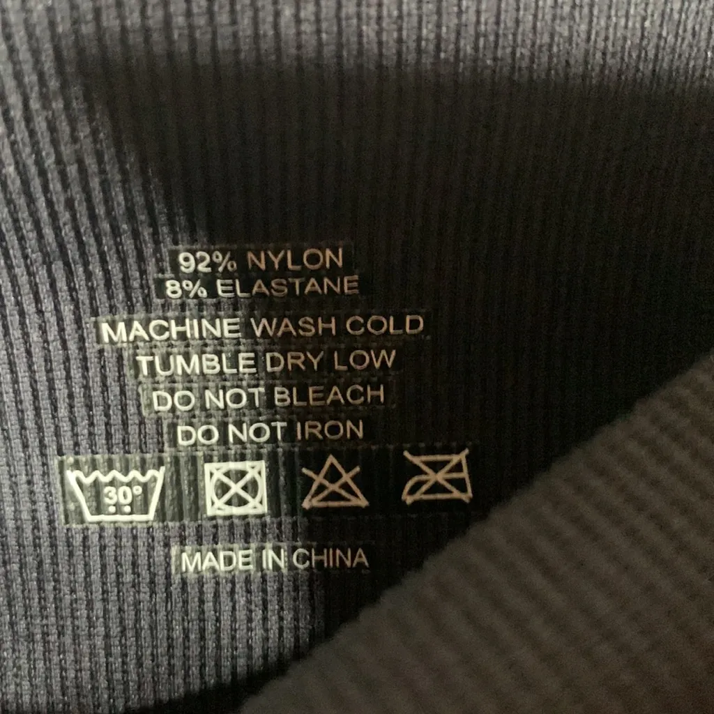 Zyia Active Black & White Ombré Performance Leggings Size‎ M - Image 7