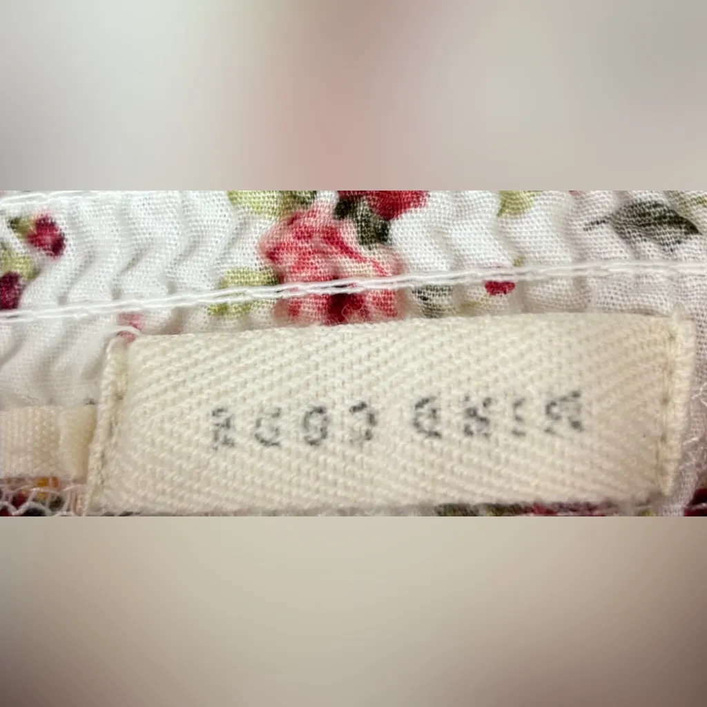 Mind Code M Y2K Feminine Smocked Cotton Sleeveless Floral Fitted Zip Front Top - Image 7