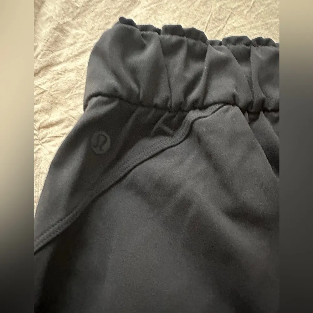 stretch high rise joggers black size 4 - Image 3