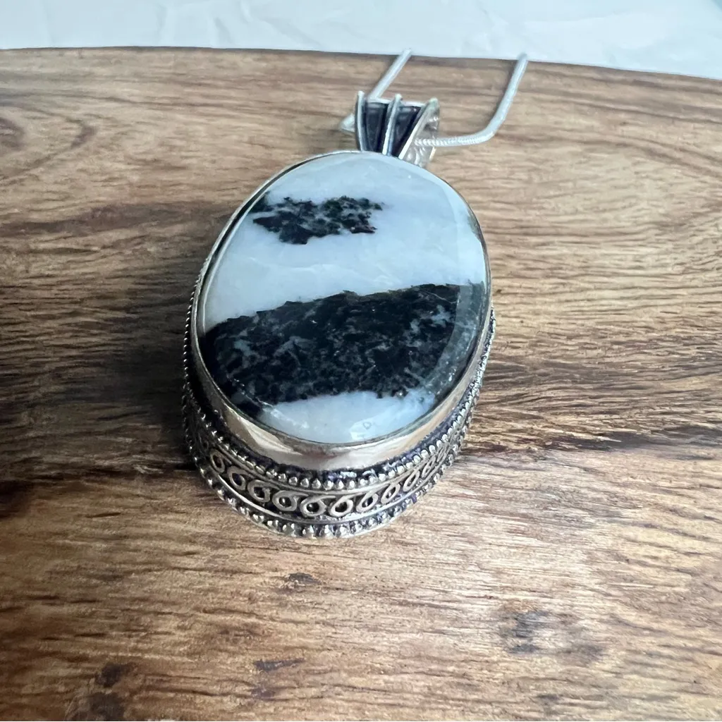 925 Sterling Silver White buffalo Turquoise Necklace Womens Gemstone Jewelry Black - Image 5