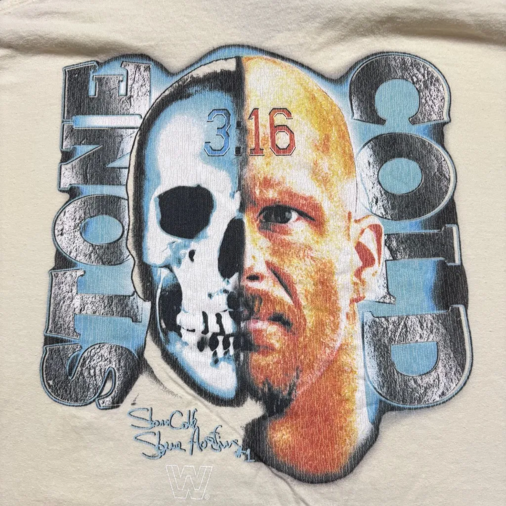 WWE legends Stone Cold Steve Austin Oversized Crop Top Size Extra Large - Image 2