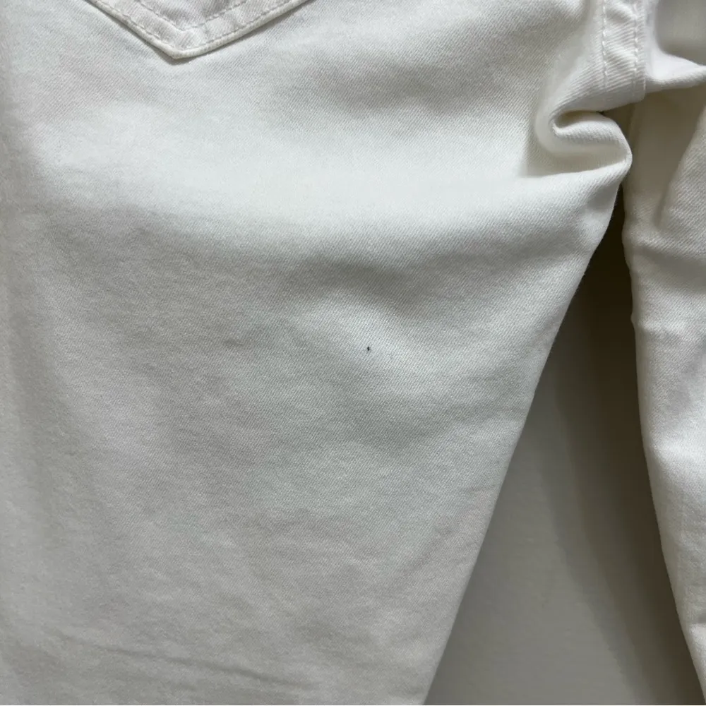 MOTHER Looker Ankle Fray Distressed in Little Miss Innocent Ivory White Size 26 - Image 8