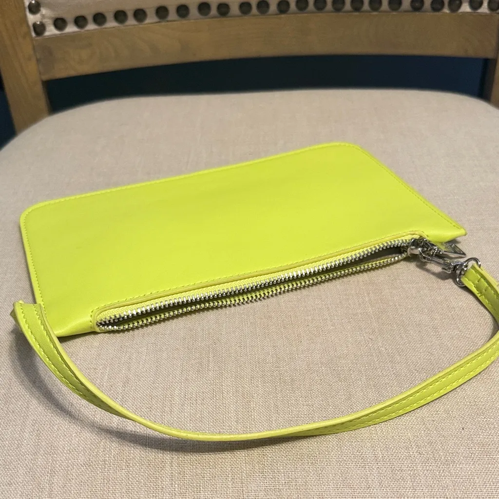 Steve Madden Large Lime Green Wristlet/Clutch - Image 7