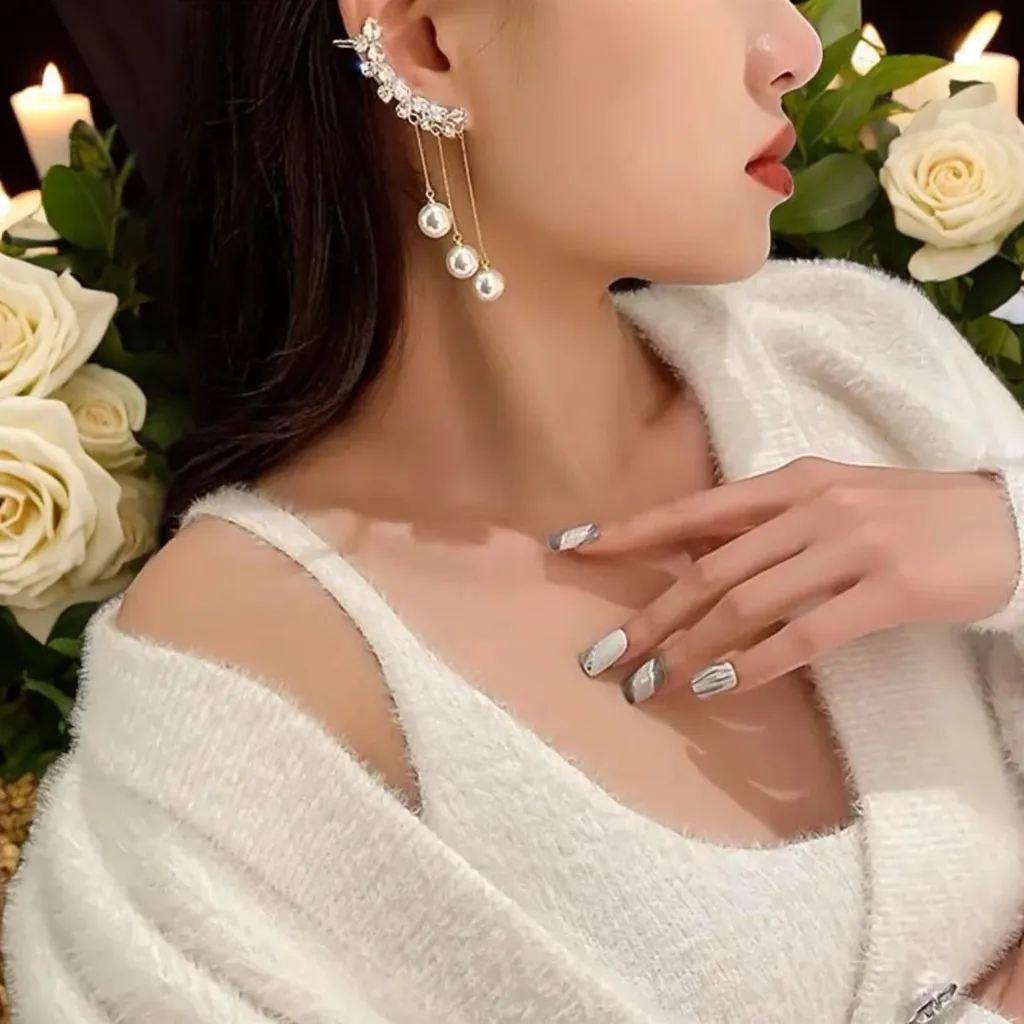 Imitation‎ Pearl Tassel Stud Earrings Inlaid Alloy Ear Jewelry Exquisite Shiny Gold - Image 7