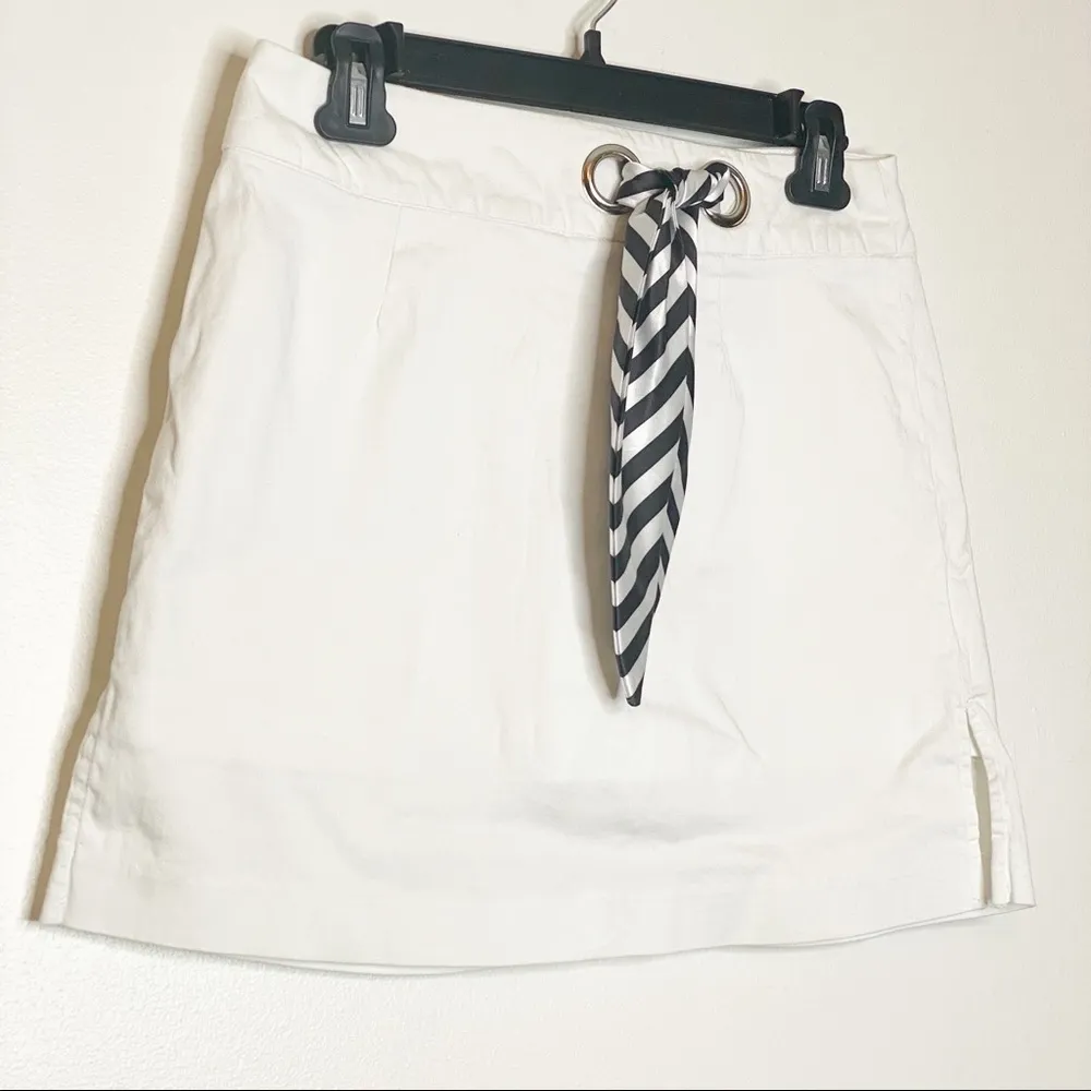 D.F.A. Petite white skirt with striped tie Size 6P - Image 2
