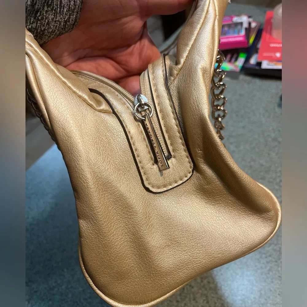 🔥 Sofia Vergara 🔥 Elegant Gold Quilted Chain Shoulder Bag - Image 6