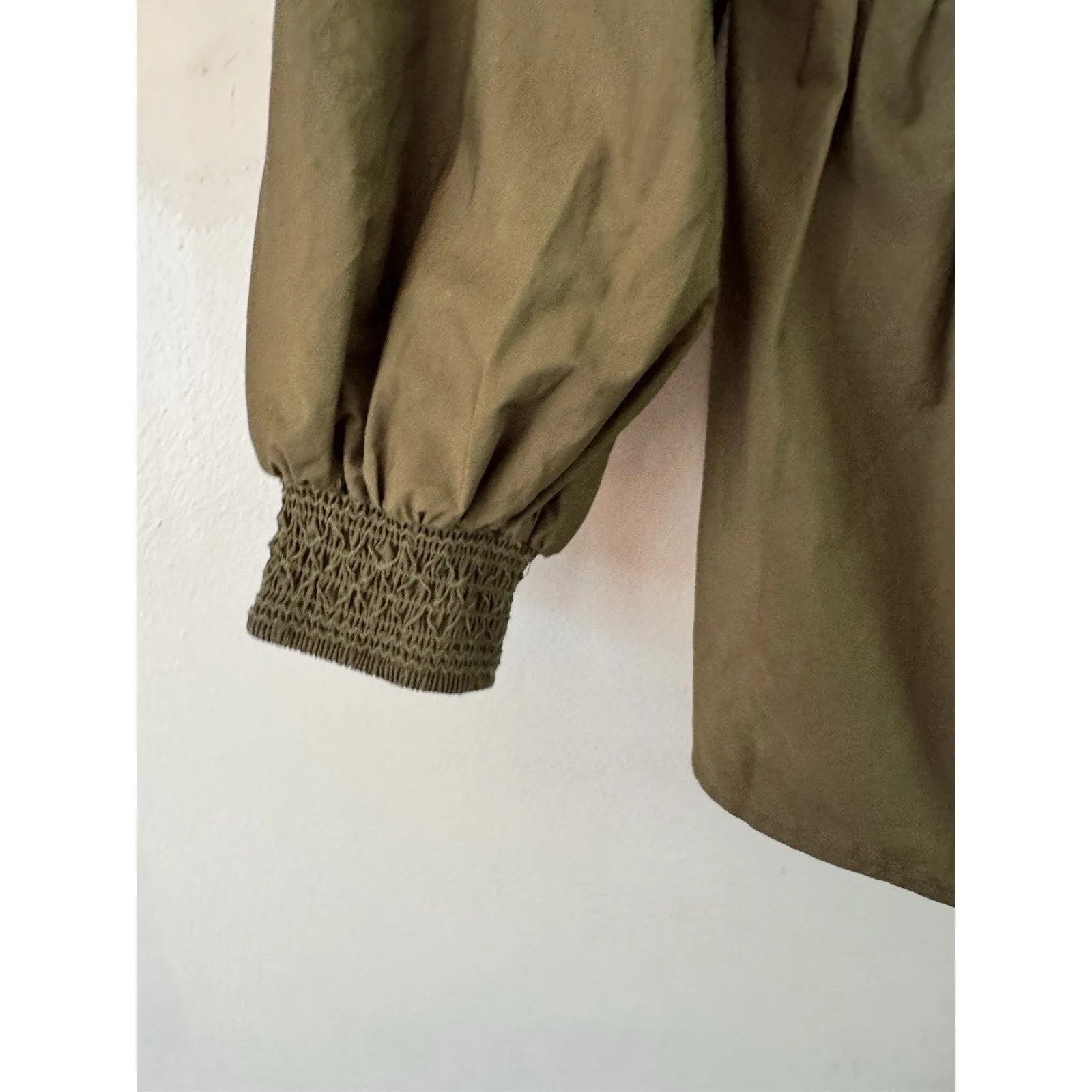 NWT Mare Mare Anthropologie Renee Smocked Tunic Green Blouse Size MP - Image 6