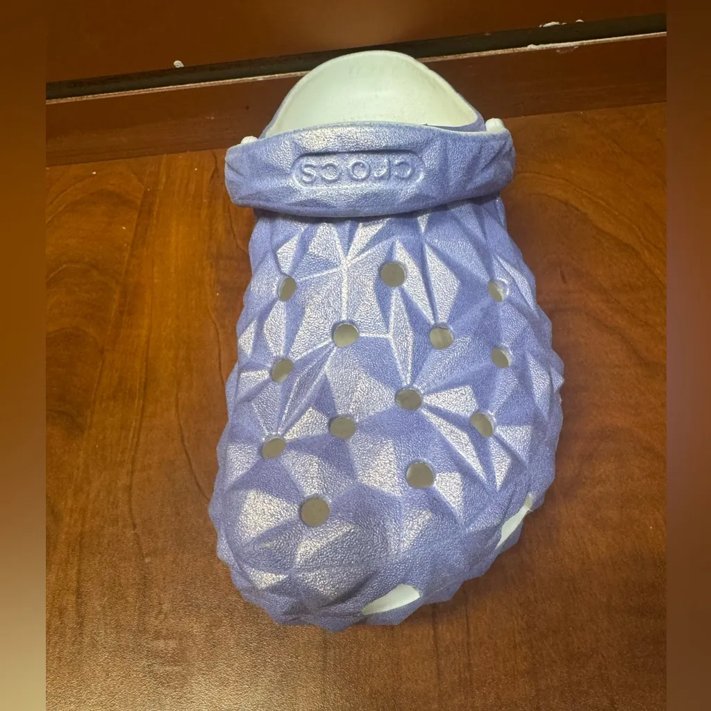 CROCS Women's Shimmering Purple Slippers - Image 4