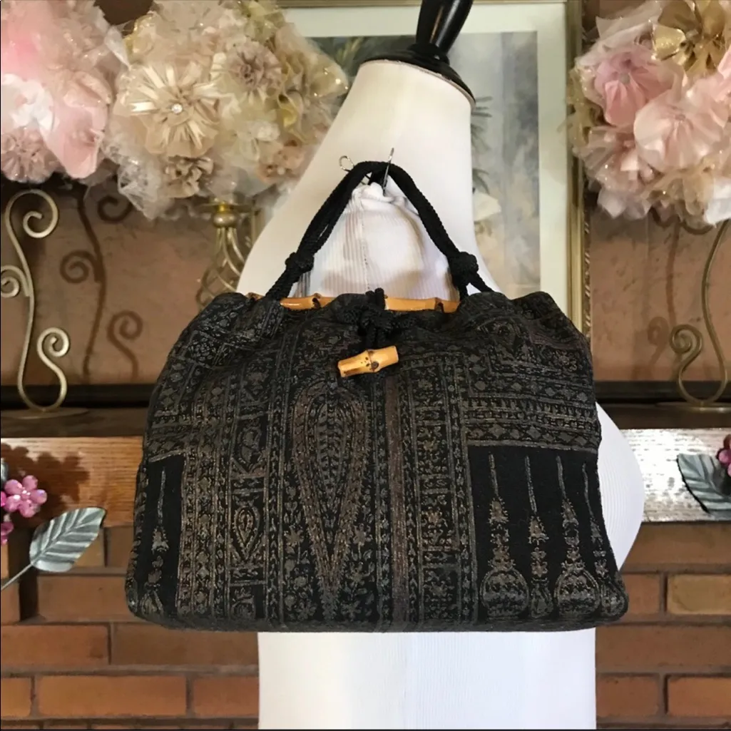 VINTAGE CIRCA 1970'S HANDMADE BROWN AND NEUTRALS FOLIATE BAMBOO HANDLE TOTE - Image 4