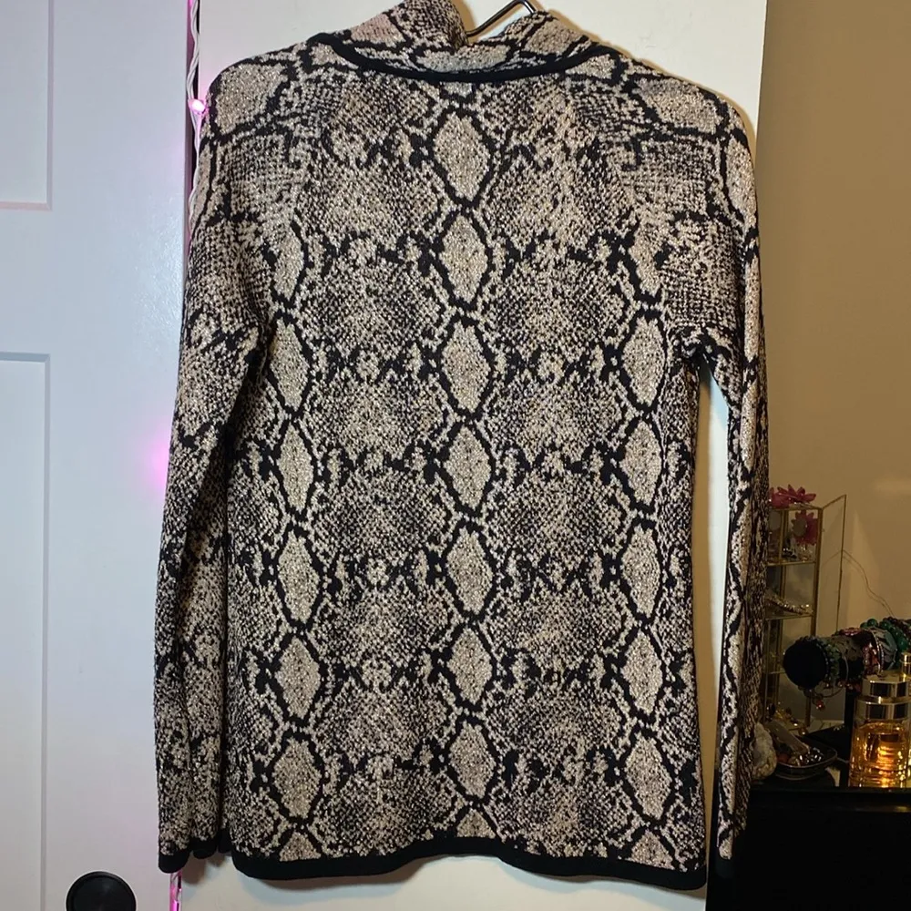 Chico's Sparkly Snakeskin Scarf Top (removable) 0/XS - Image 9