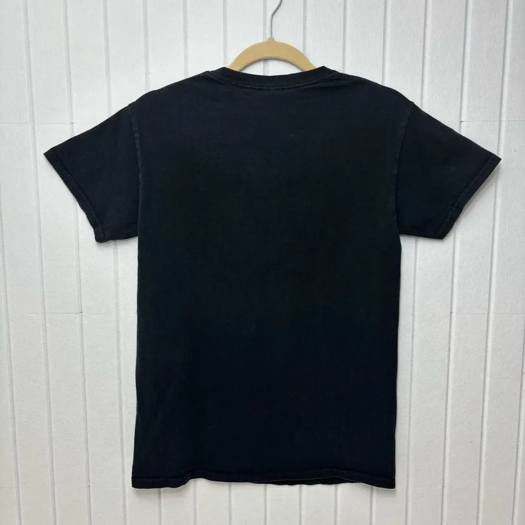 Neon Riot BlackShort Sleeve Tee Gothic Skeleton Heart Crop with Red Heart Design Black - Image 3