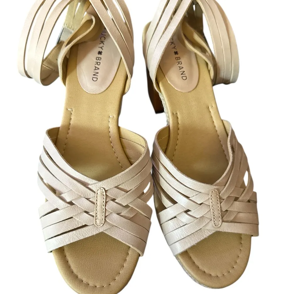 NWOT Lucky Brand ‘Noxa’ Beige Adjustable Strap Wicker Wedge Sandal - Image 2