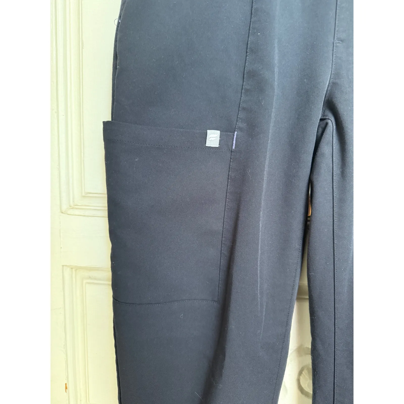 Fabletics Black Jogger Scrub Pants Women's Feel Good Performance Size Small Tall - Image 2