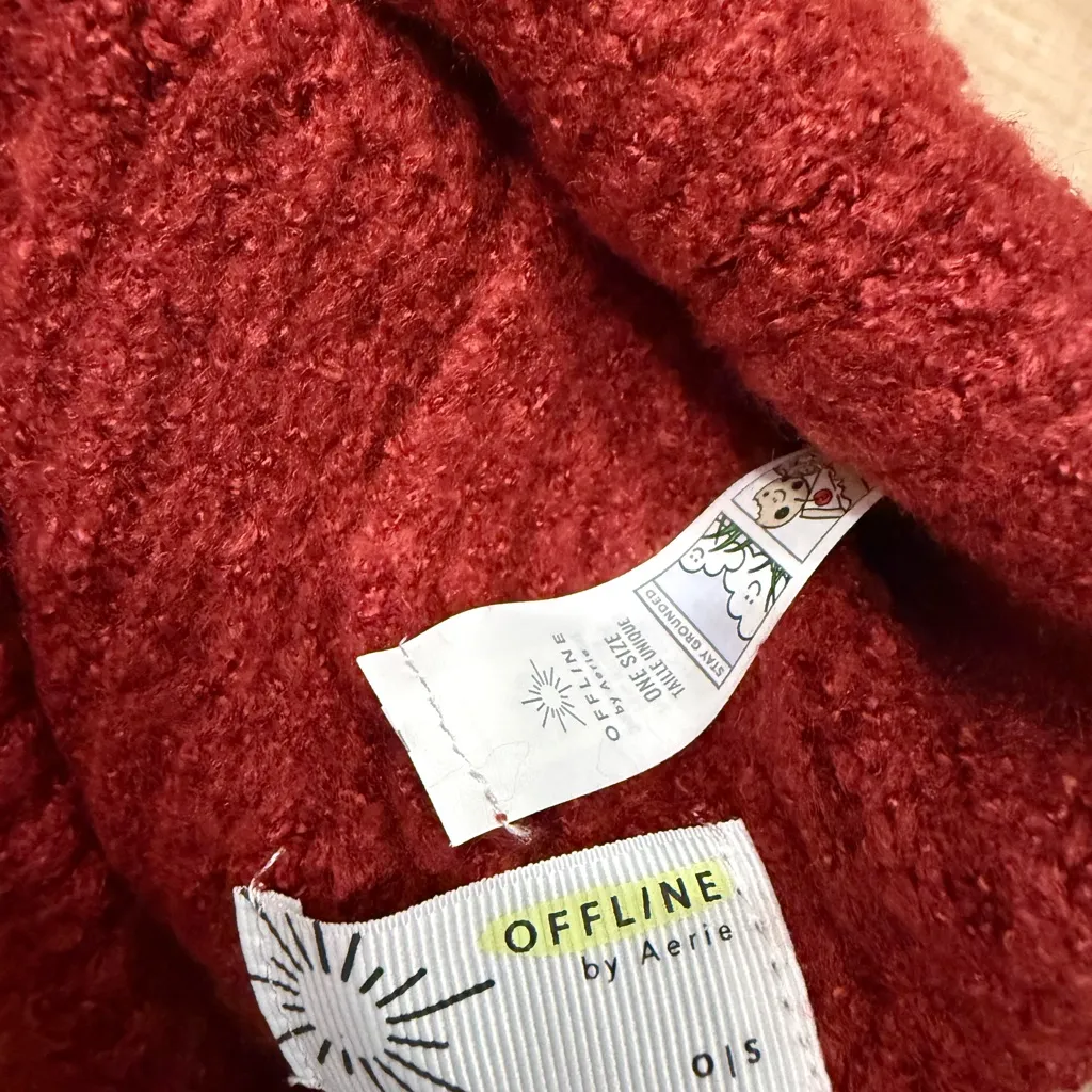 Offline by Aerie Beanie, NWT! - Image 3