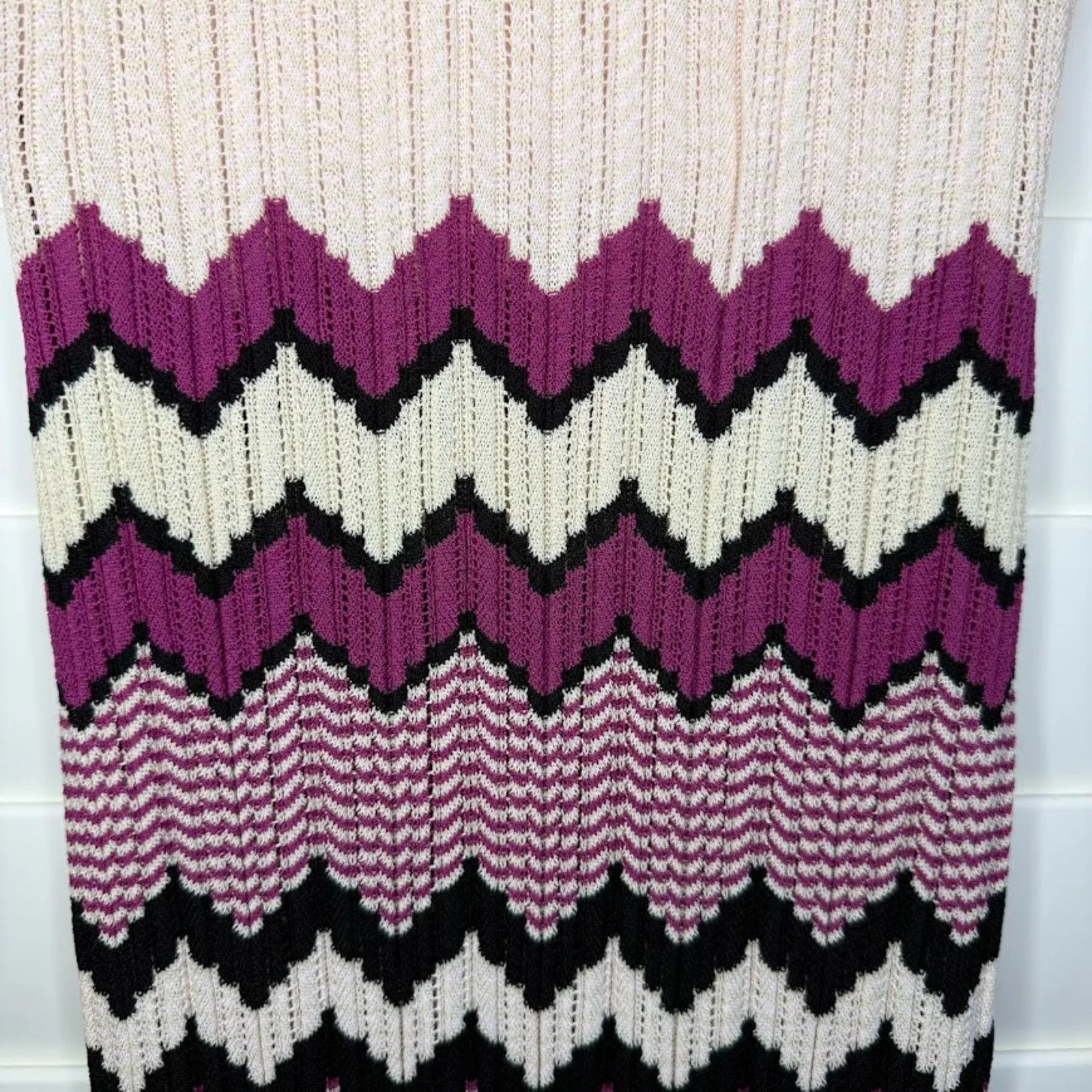 Chelsea & Violet Crochet Knit Dress in Purple Black & Cream Chevron Stripe M - Image 4