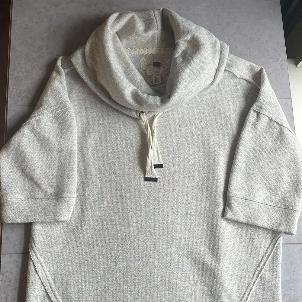 CUPIO cropped short sleeve funnel neck drawstring exposed seam metallic thread S - Image 6