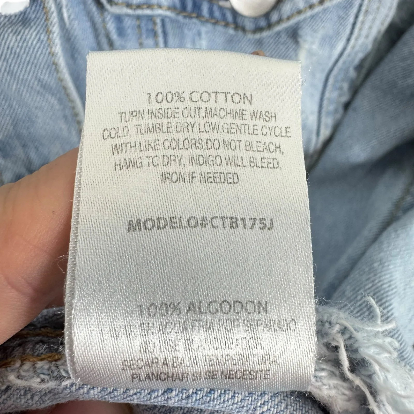 Black Label By C'est Toi Cotton Light Wash Distressed Button Up Jean Jacket Sz S Blue - Image 9