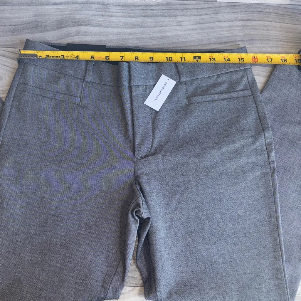 Banana Republic Gray Ankle Pants - Image 11