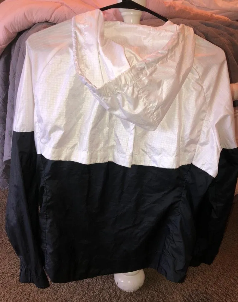 Nike Windbreaker Jacket - Image 2