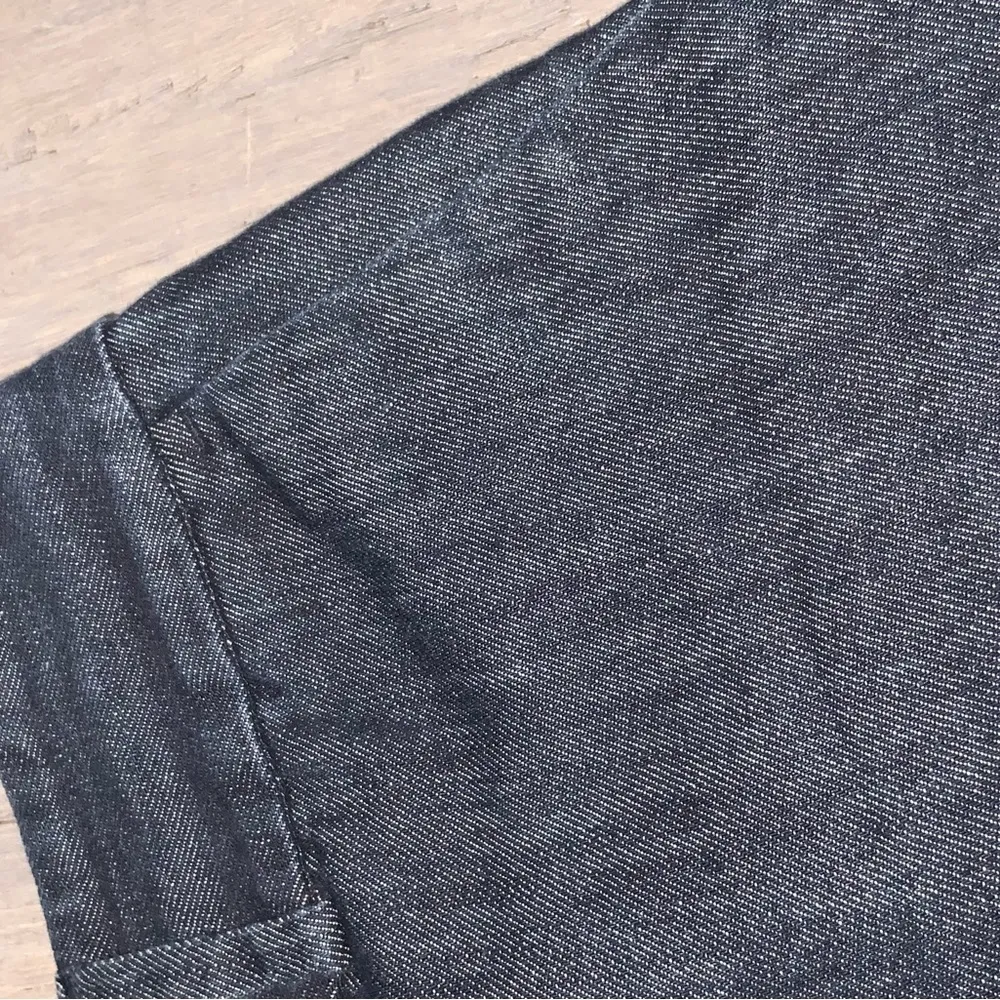 Ann Taylor LOFT Dark Wash Denim Flat Front Flat Hem High Waist Cotton Shorts 6 - Image 5