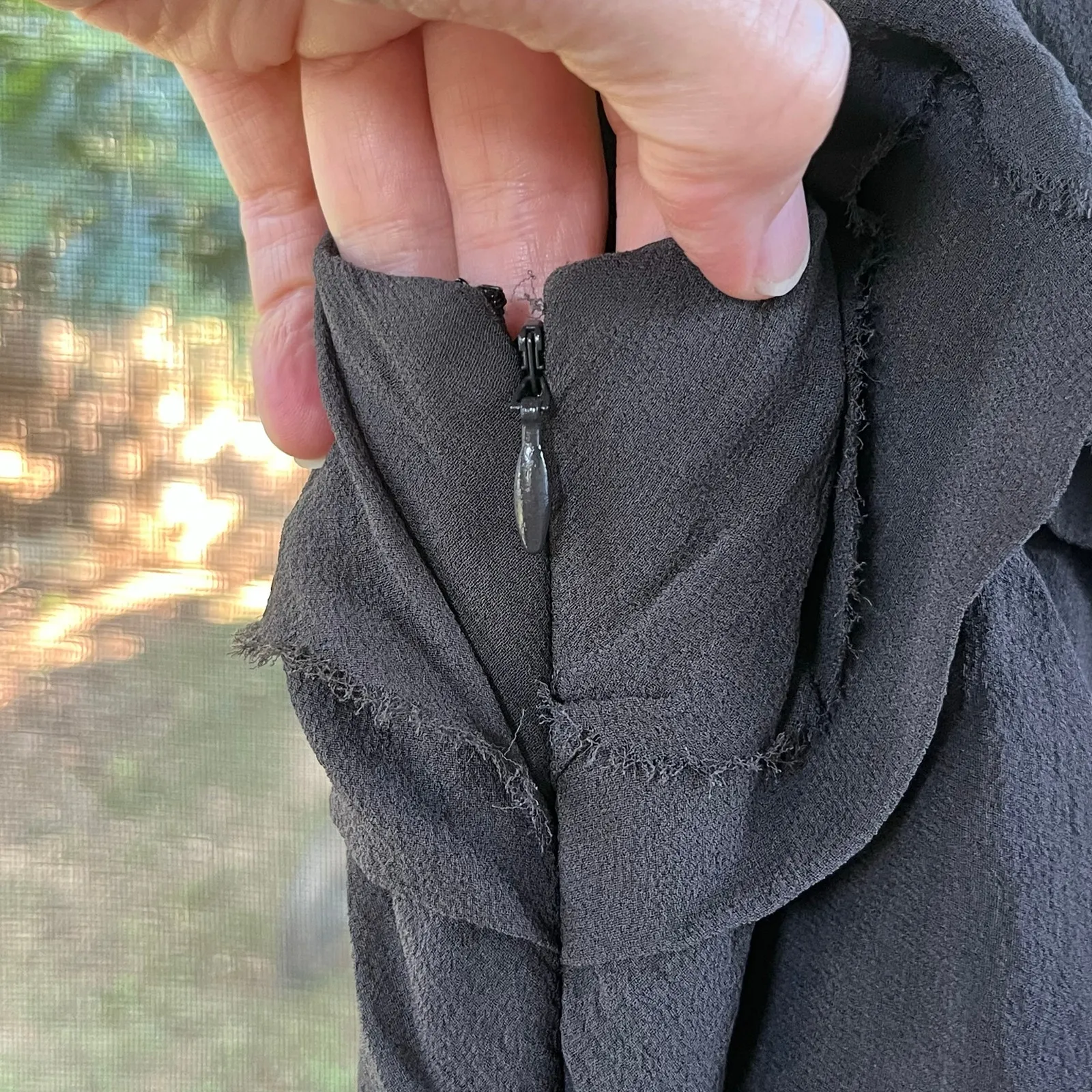 Theory Charcoal Grey 100% Silk Tiered Ruffled Mini Dress Size 4 - Image 5