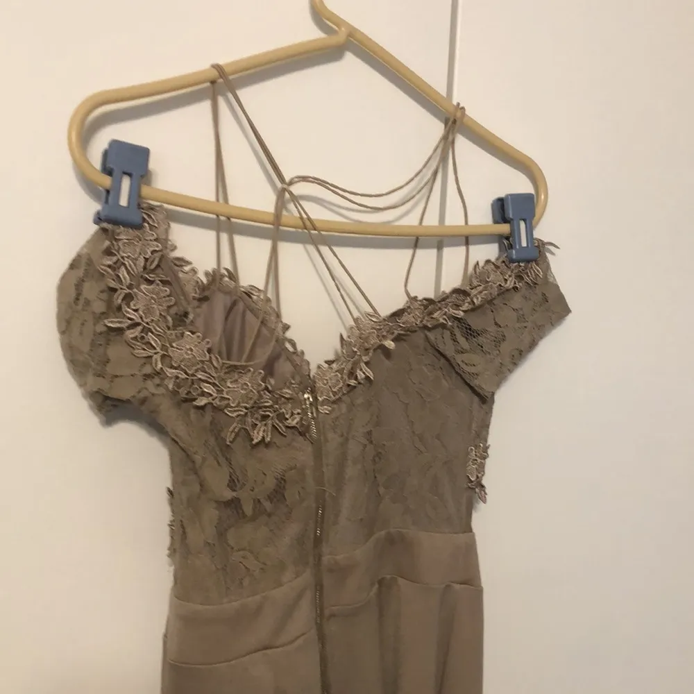 Charlotte Russe Tan Color Lace Top Jumpsuit Women’s Size XS - Image 8