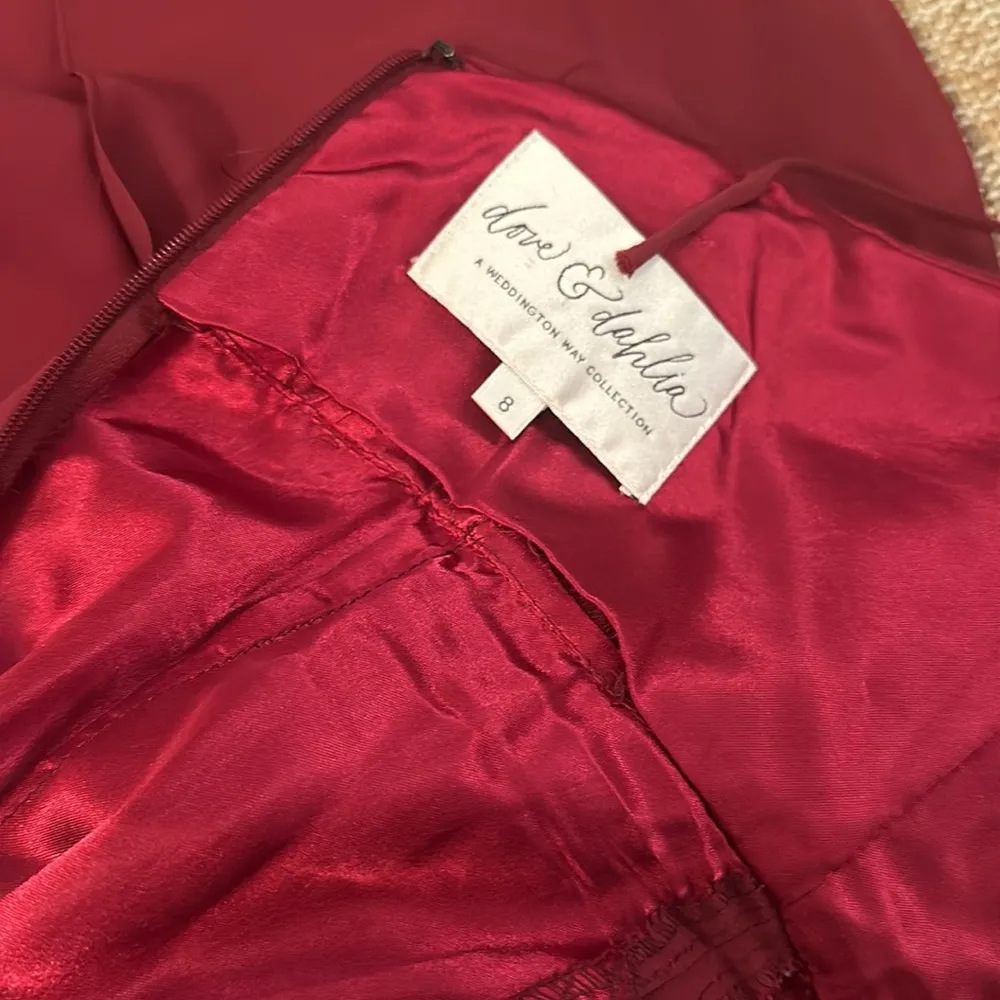 Dove & Dahlia Camille Weddington Way Dress Size 8 Red - Image 10