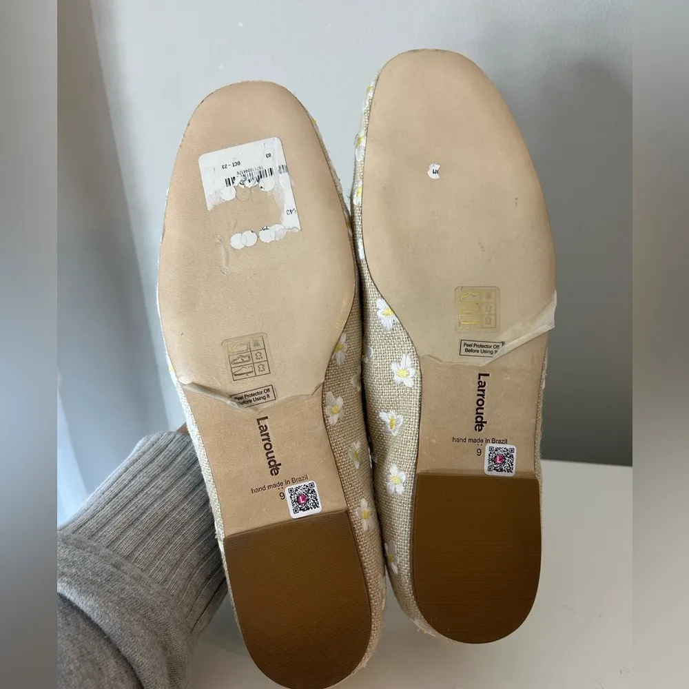 Larroude Blair Linen Daisy Embroidered Ballet Flat Size 10 - Image 7