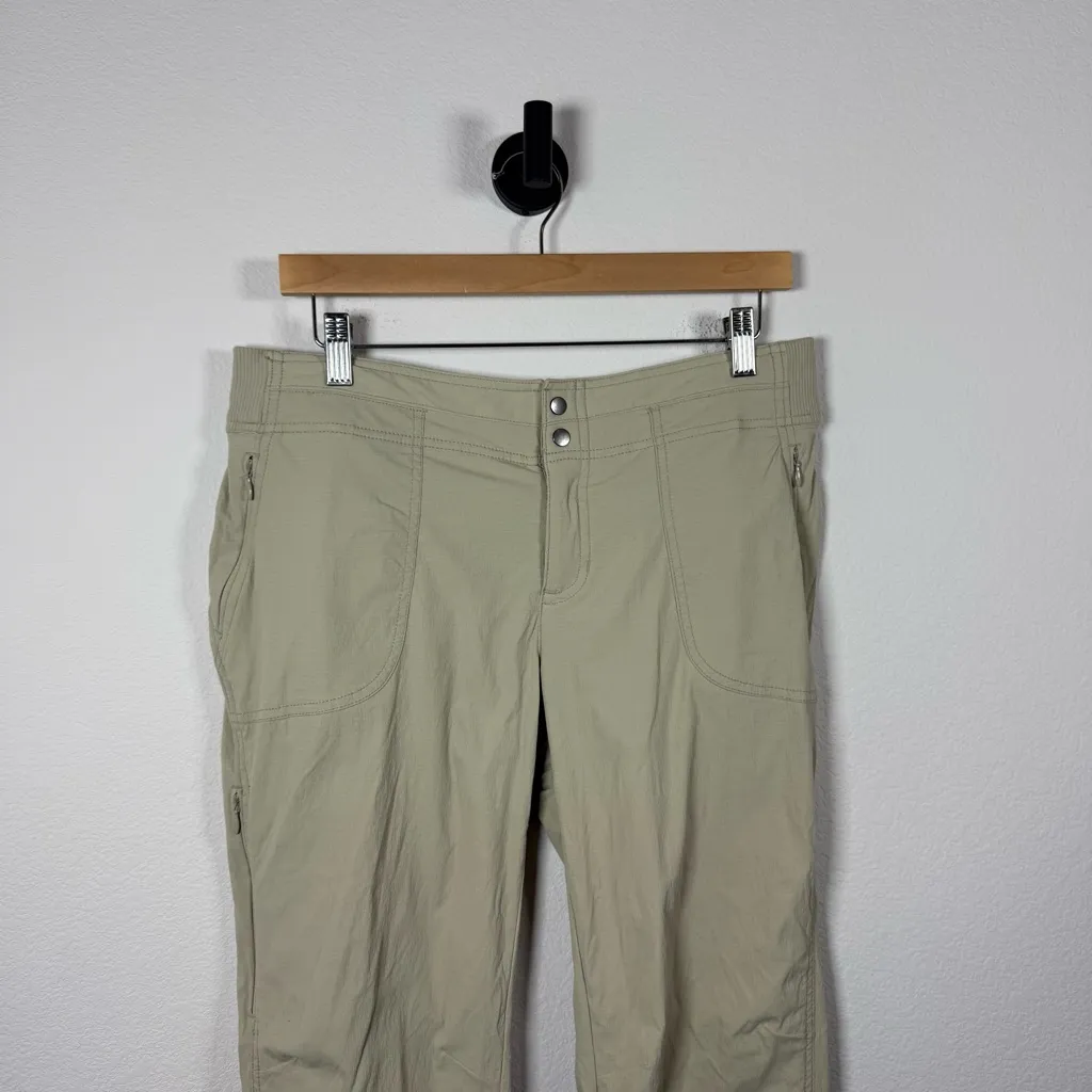 Athleta Women’s Trekkie North Cargo Hiking Utility Pants in Beige Size 10P - Image 3