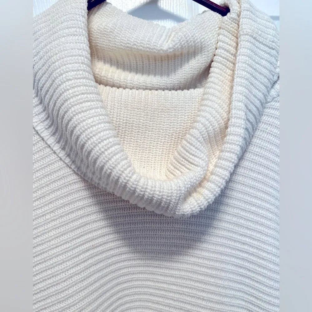 Cowl neck sweater with bat wing sleeves. Size small - Image 2