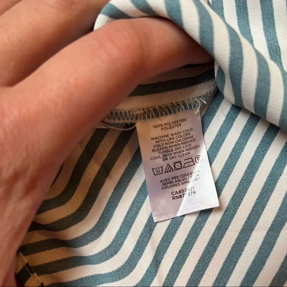 Ann Taylor petite striped shirred button down shirt size small petite - Image 9