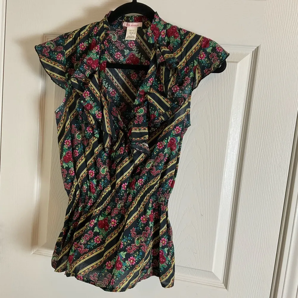 Fire Los Angeles Ruffled Sheer Floral Top size XSMALL - Image 2