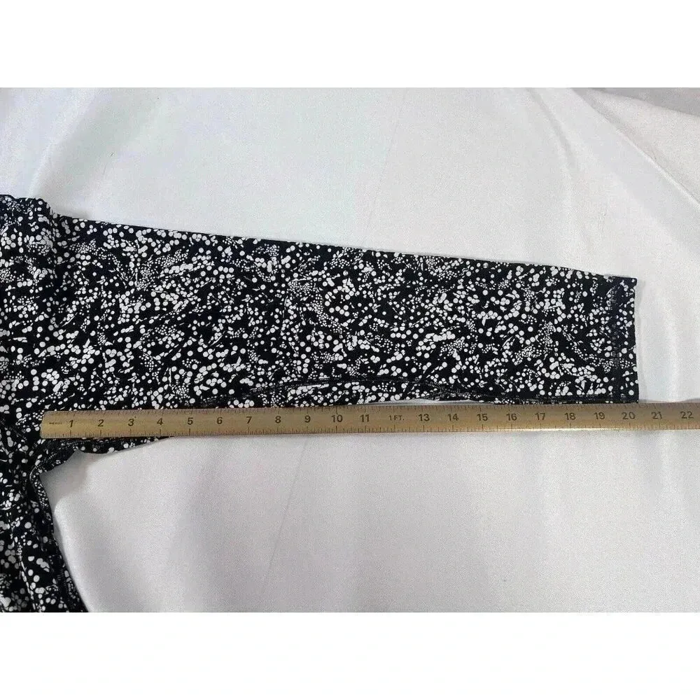 Lululemon Wunder Under Crop High Rise Legging Sz 6 Black White - Image 4