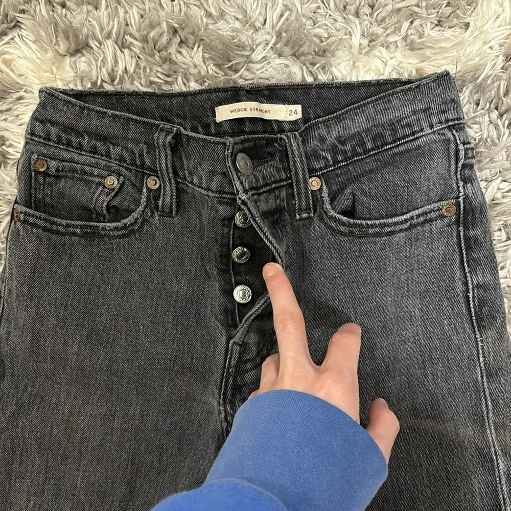 levi’s | wedgie straight - Image 2