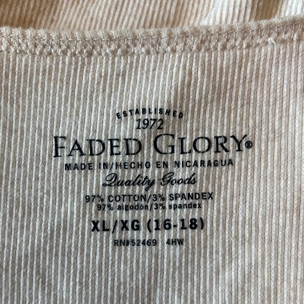 Faded Glory White Sleeveless Fitted Tank Top - Image 2