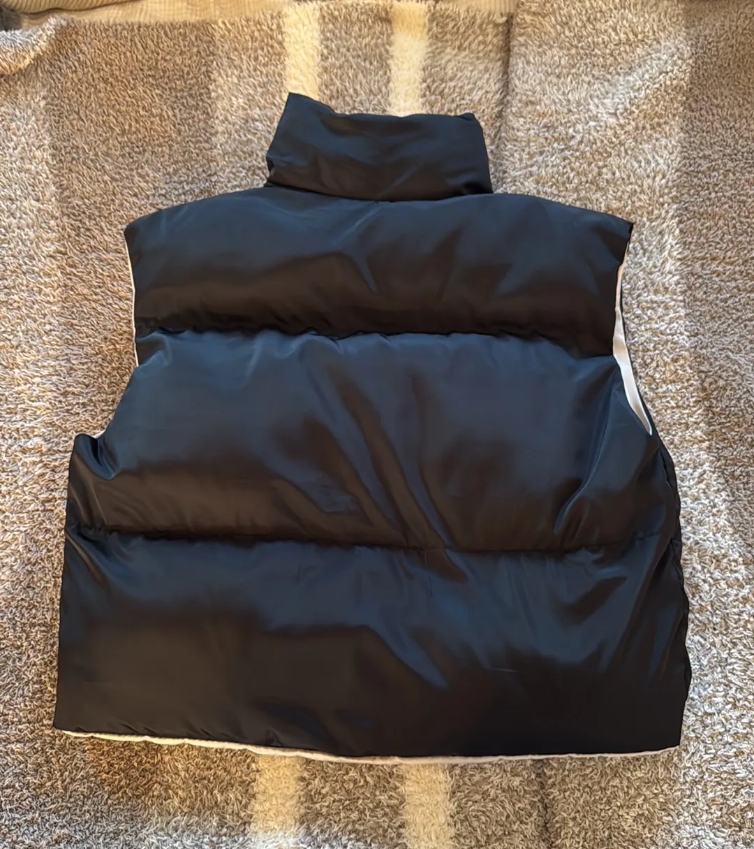 Reversible Puffer Best - Image 2