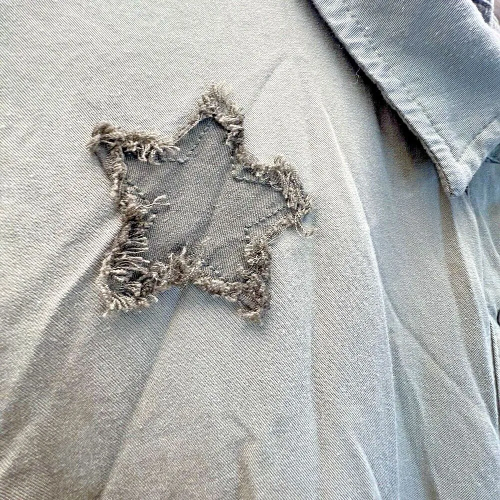 Hummingbird green olive blouse star Tencel woman short button sleeve size L. - Image 7