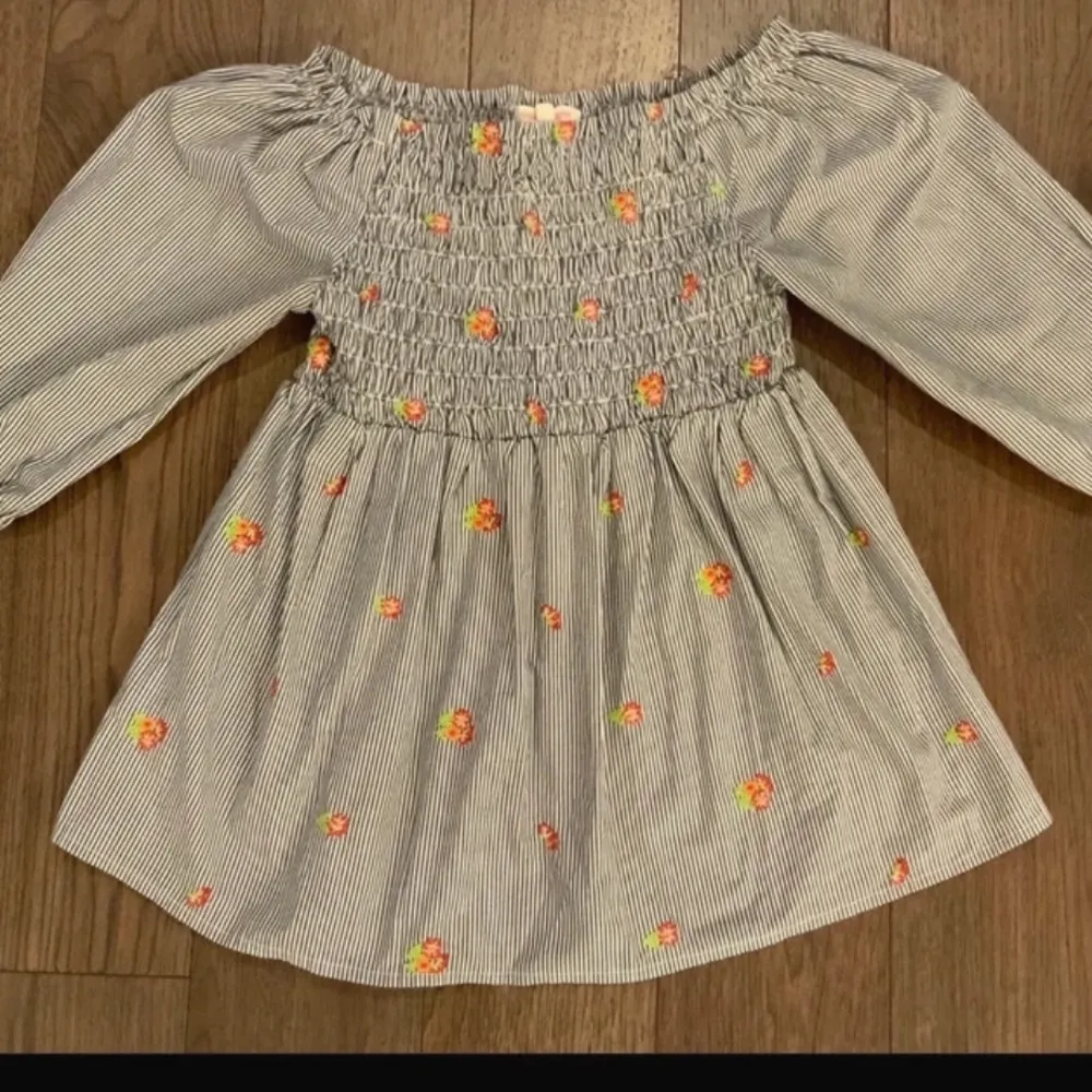 Womens Charming Striped shirt Floral Accents XL Gray - Image 3