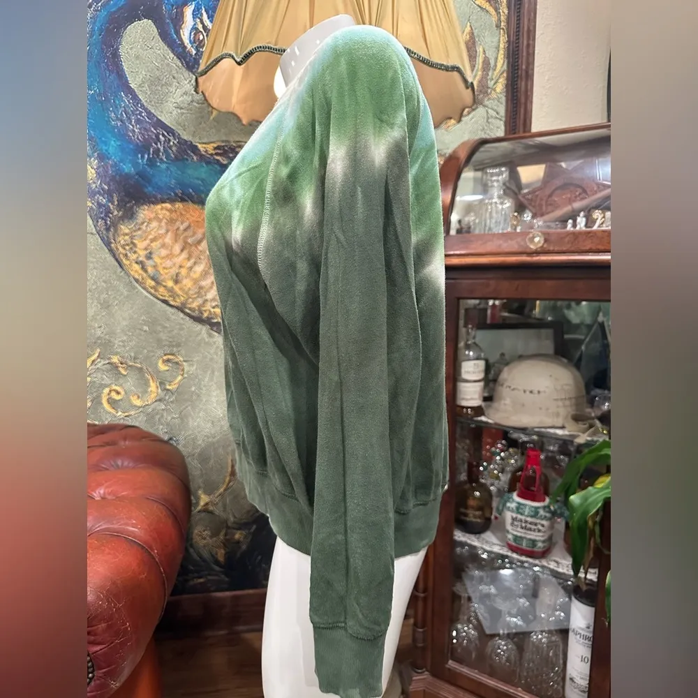 Old Navy tie dye Green and White Sweatshirt - Image 2