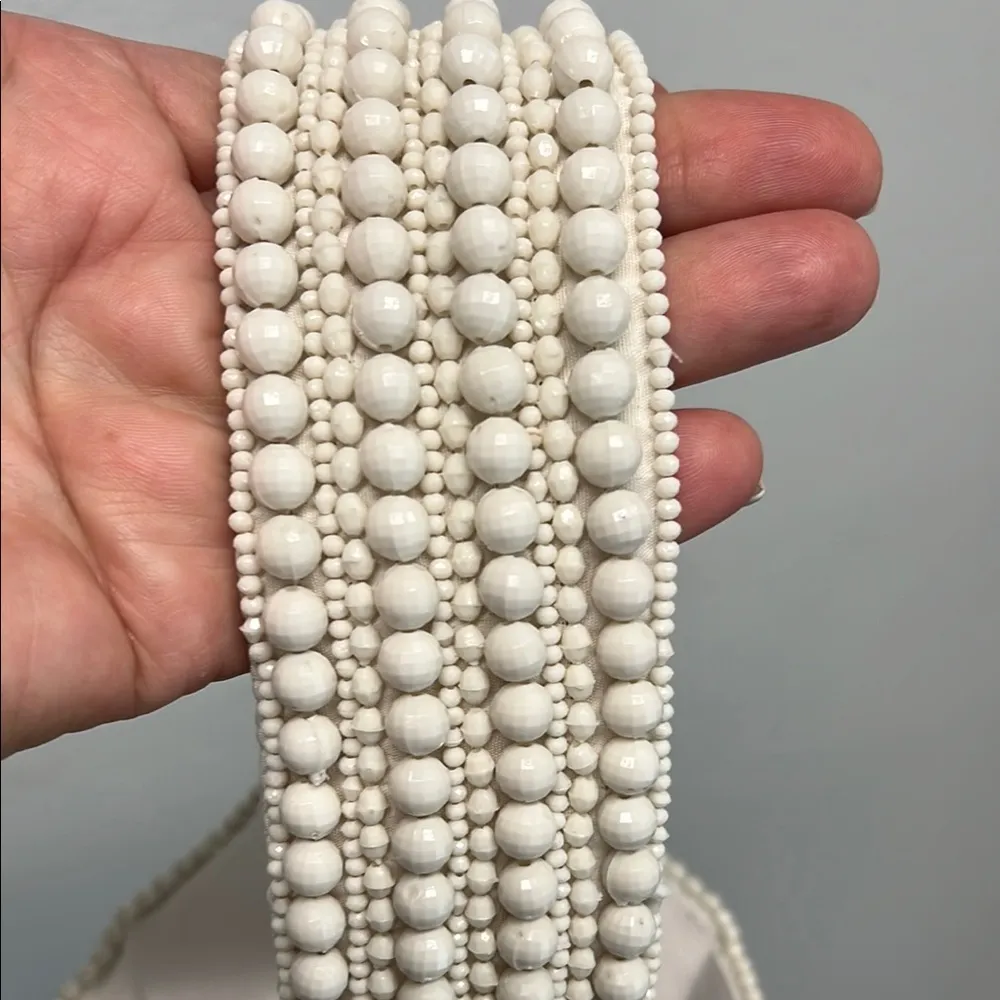 Antik Kraft White ✨🤍 Beaded Shoulder Bag with Fringe - Image 3