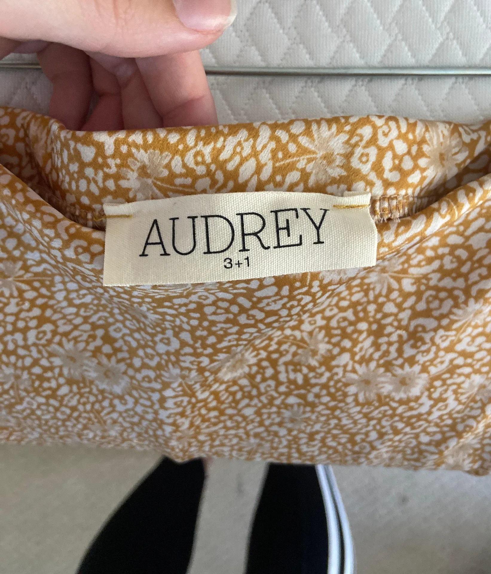 Audrey Gold Silk Skirt - Image 2